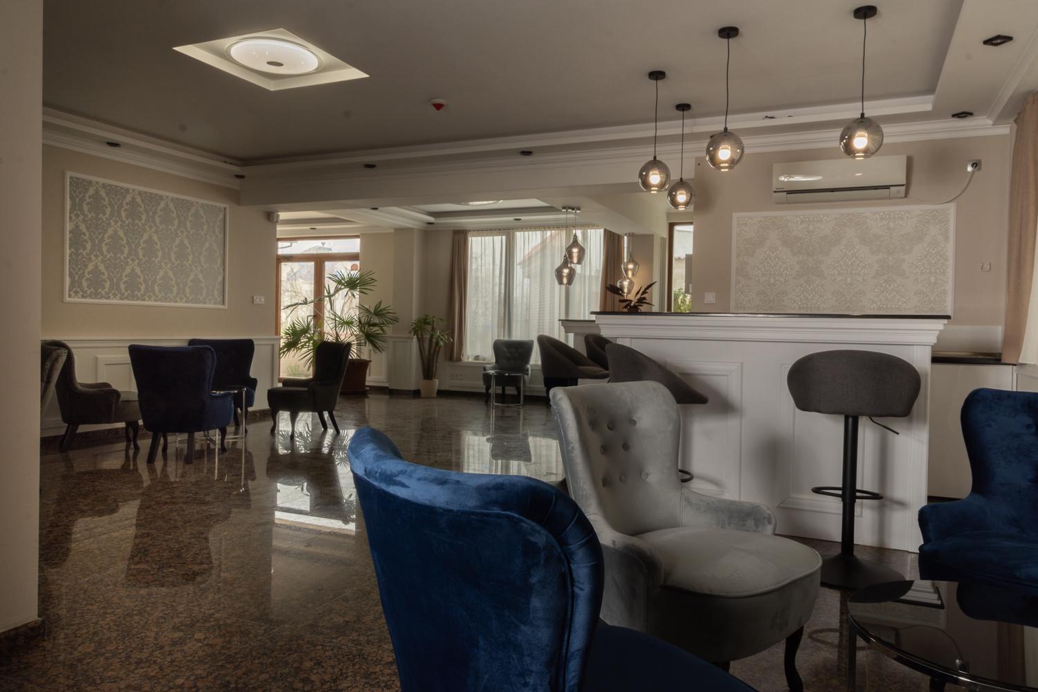 Vemara City Boutique Hotel-Free Parking ヴァルナ エクステリア 写真